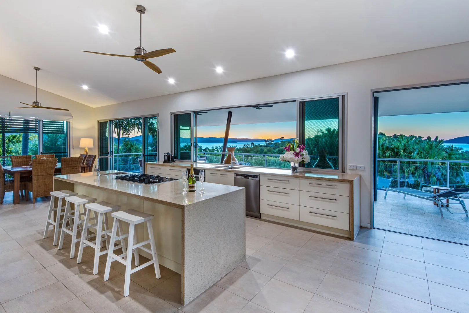Additional image 4 of Peninsula 1 18 Whitsunday Boulevard, Hamilton Island QLD 4803