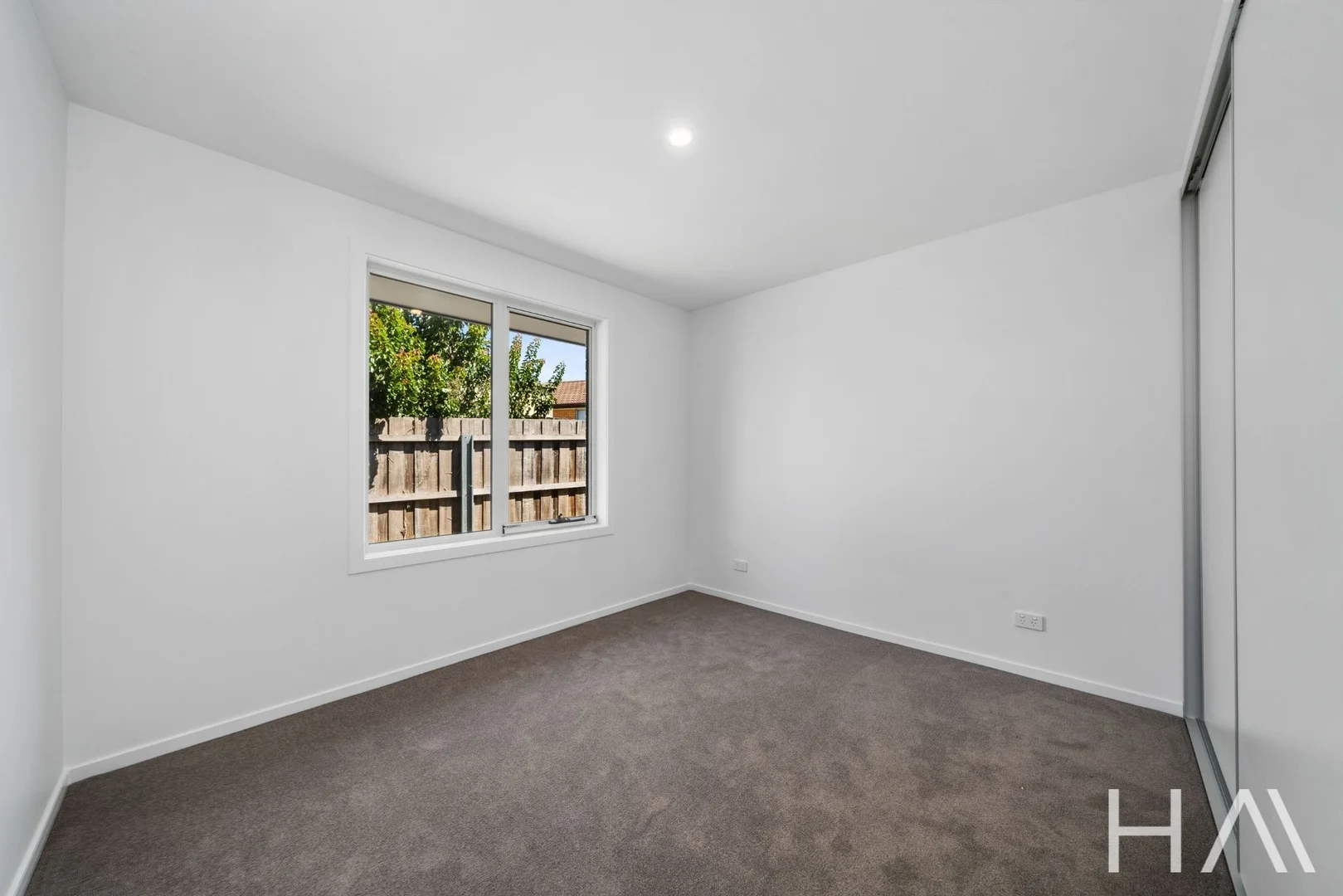 Additional image 9 of 2/8 Kenbrae Avenue, Glenorchy TAS 7010