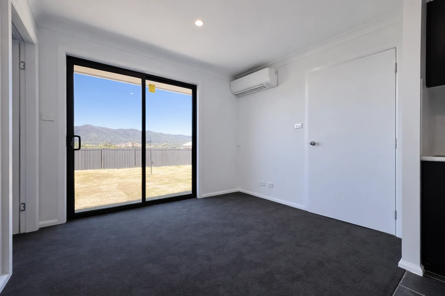 Additional image 2 of 2/3 Daisy Close, Kootingal NSW 2352