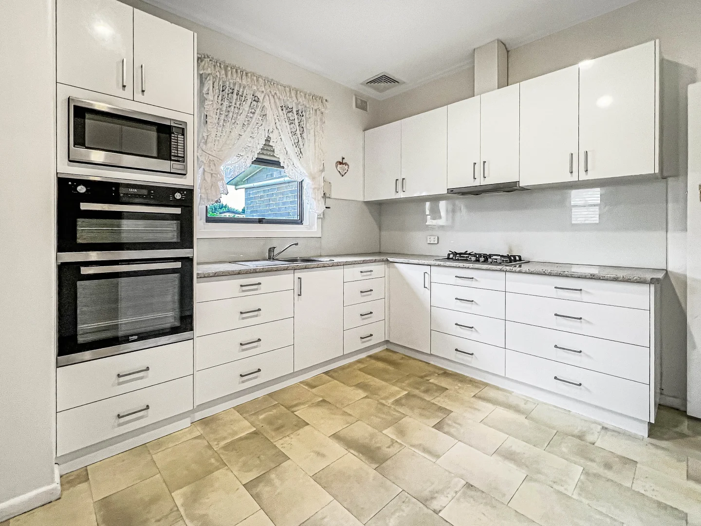 Additional image 4 of 14 Heath Street, Port Lincoln SA 5606