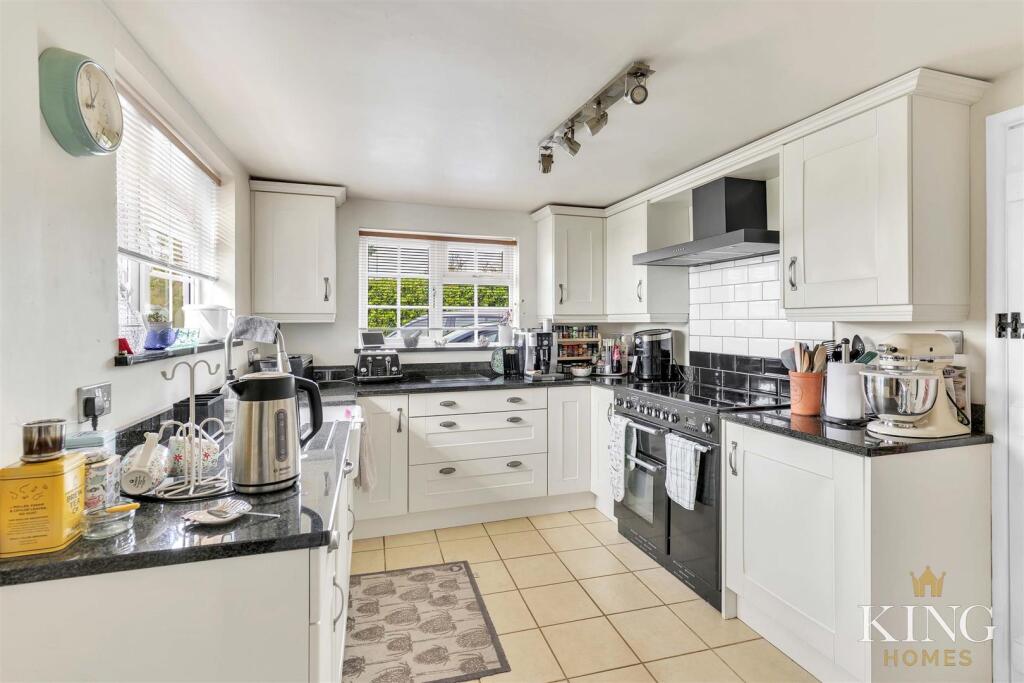 Additional image 4 of Evesham Road, Weethley, Alcester