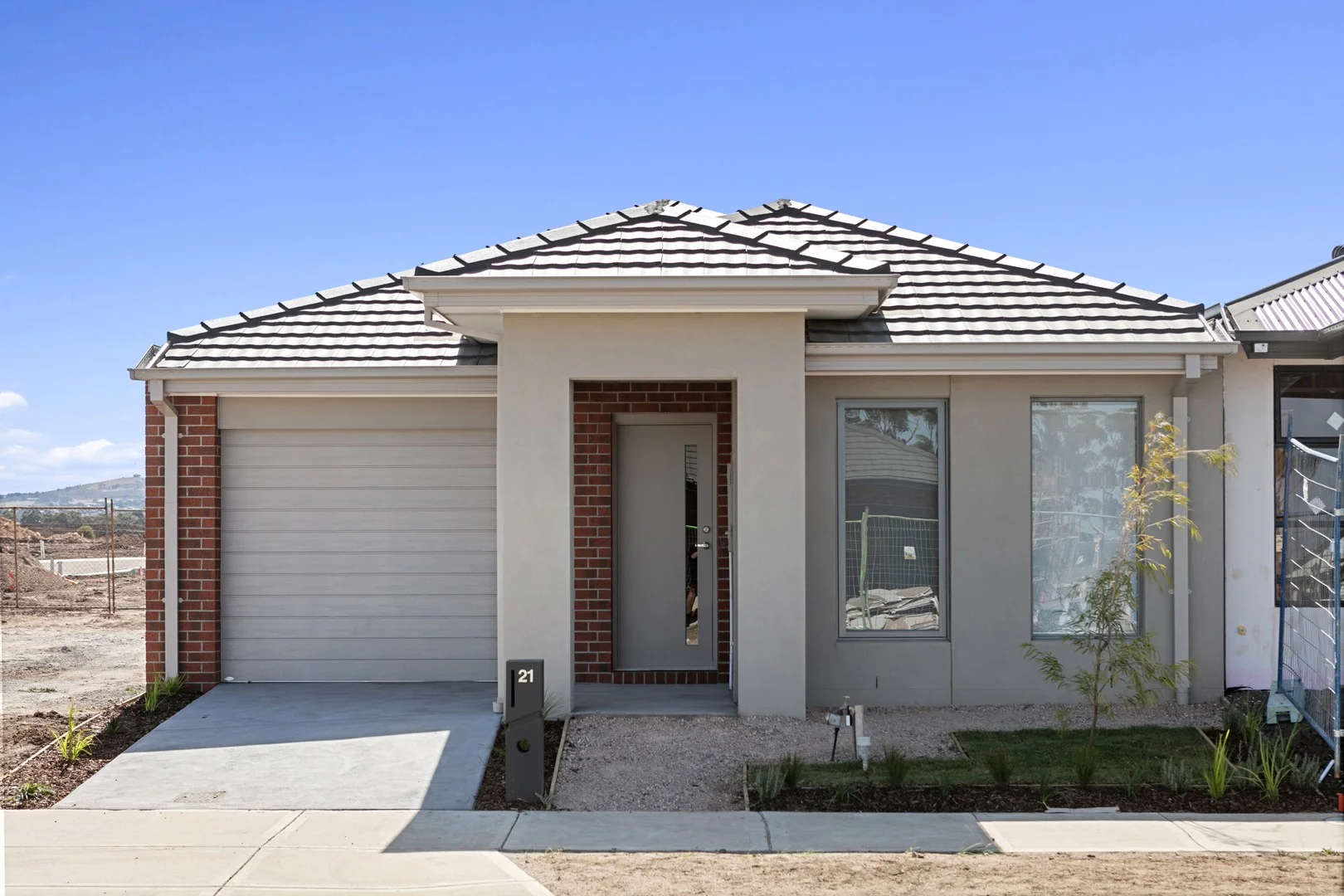 21 Regner Dr, Sunbury VIC 3429