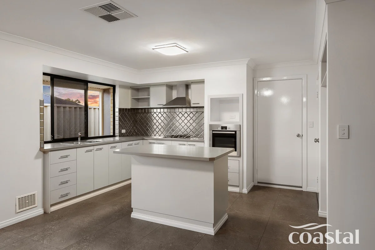 Additional image 13 of 8 Miltona Drive, Secret Harbour WA 6173