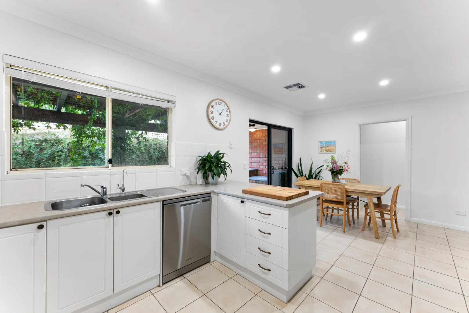 2/56 Browning Ave, Fulham Gardens SA 5024 photo 4