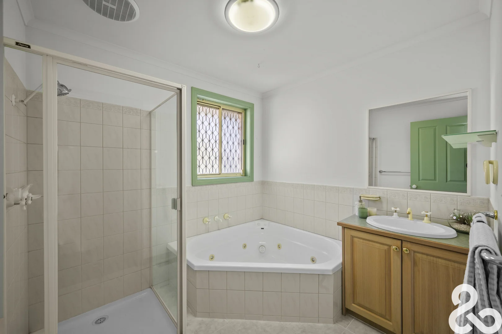 Additional image 16 of 2 Hillrise Court, Mill Park VIC 3082