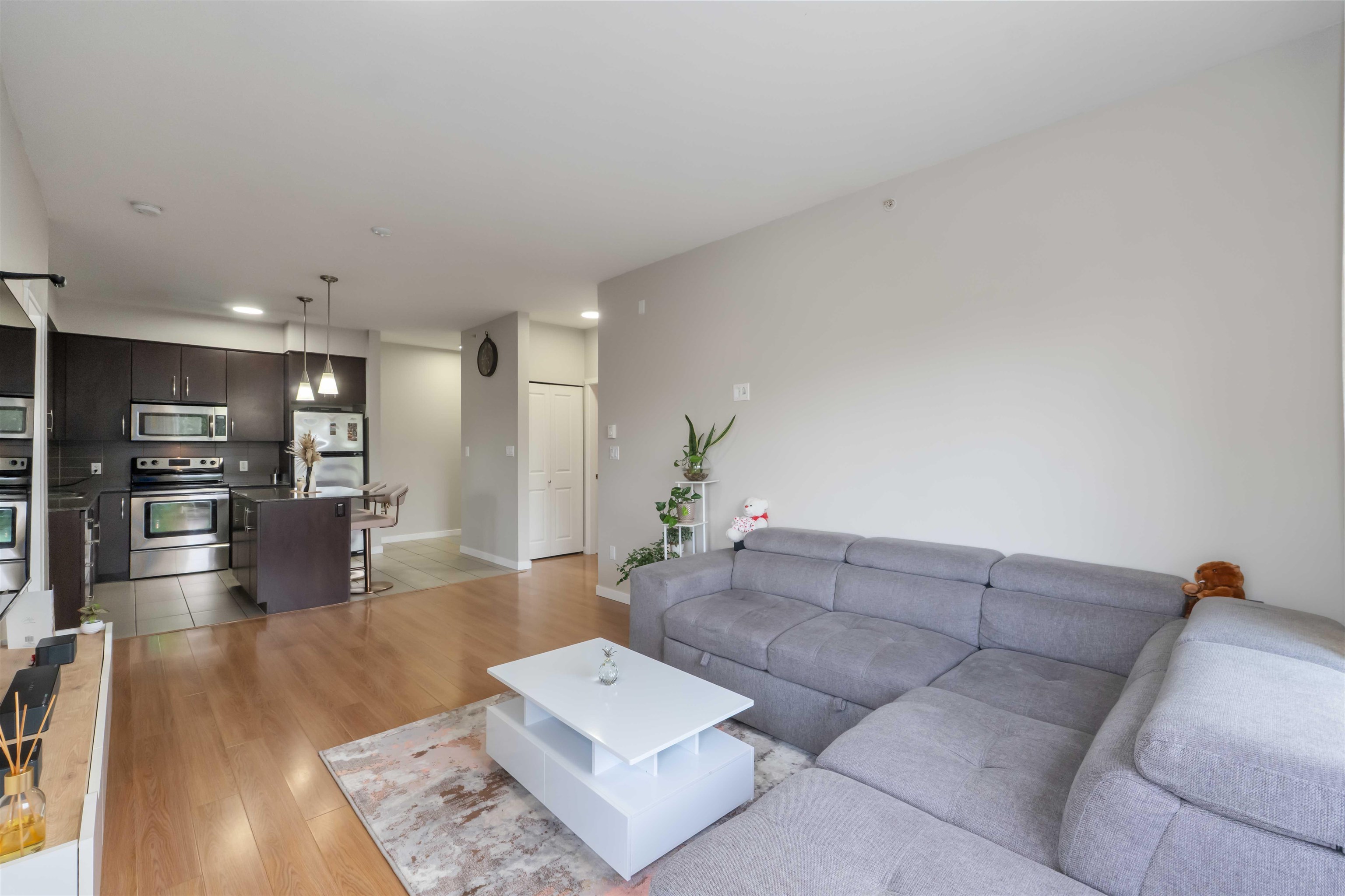 Additional image 4 of 404-22290 North Avenue, Maple Ridge, BC, V2X 8Z8
