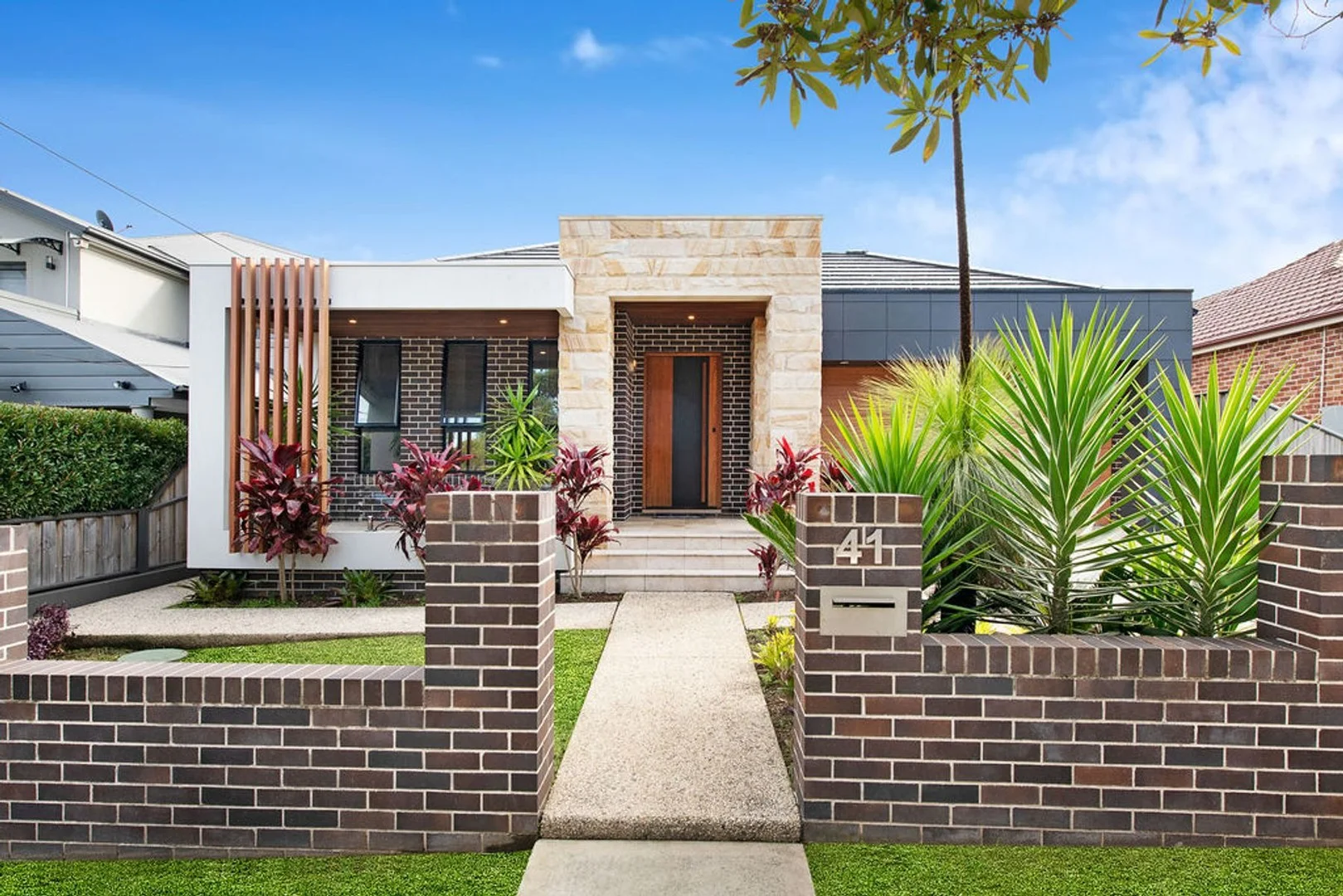 41 Albion Street, Roselands NSW 2196