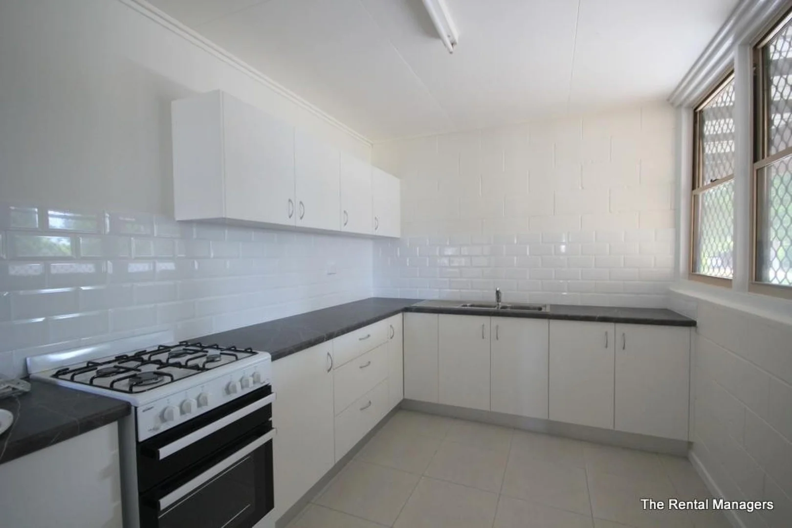 Additional image 3 of 2/18 Launder Street, Mundingburra QLD 4812
