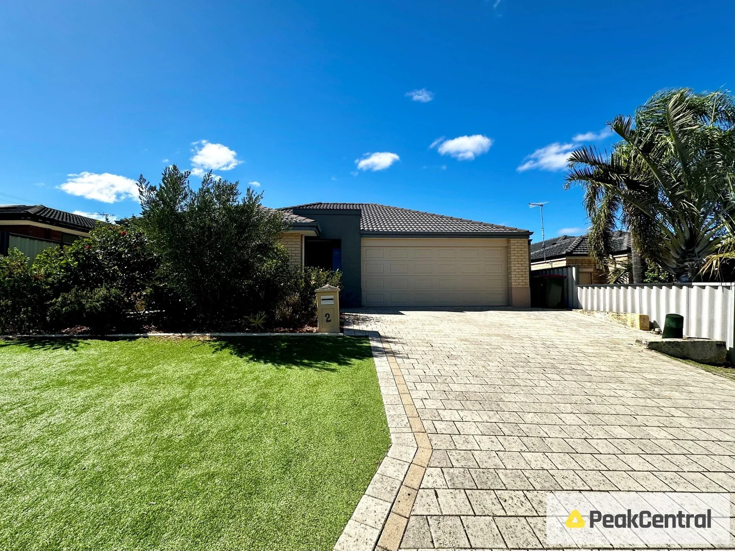 2 Okra Court, Lake Coogee WA 6166