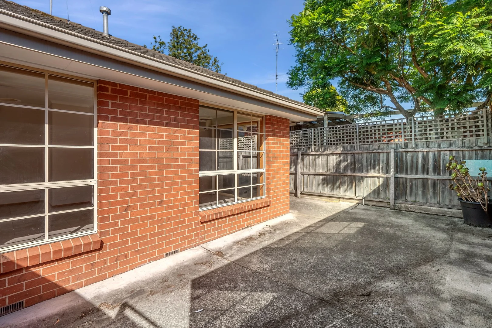 Additional image 8 of 2/237 Mt Pleasant Road, Highton VIC 3216