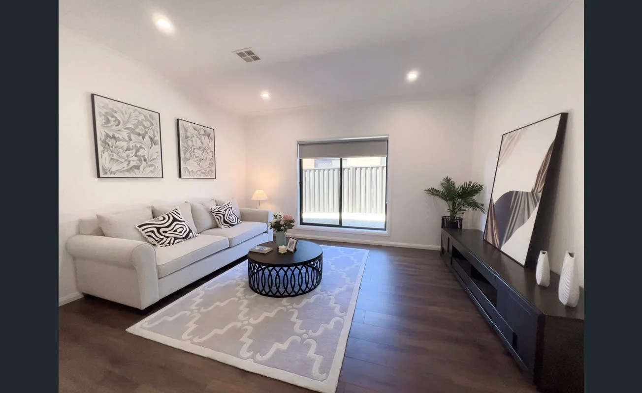41 Newbolt Parade, Clyde North VIC 3978
