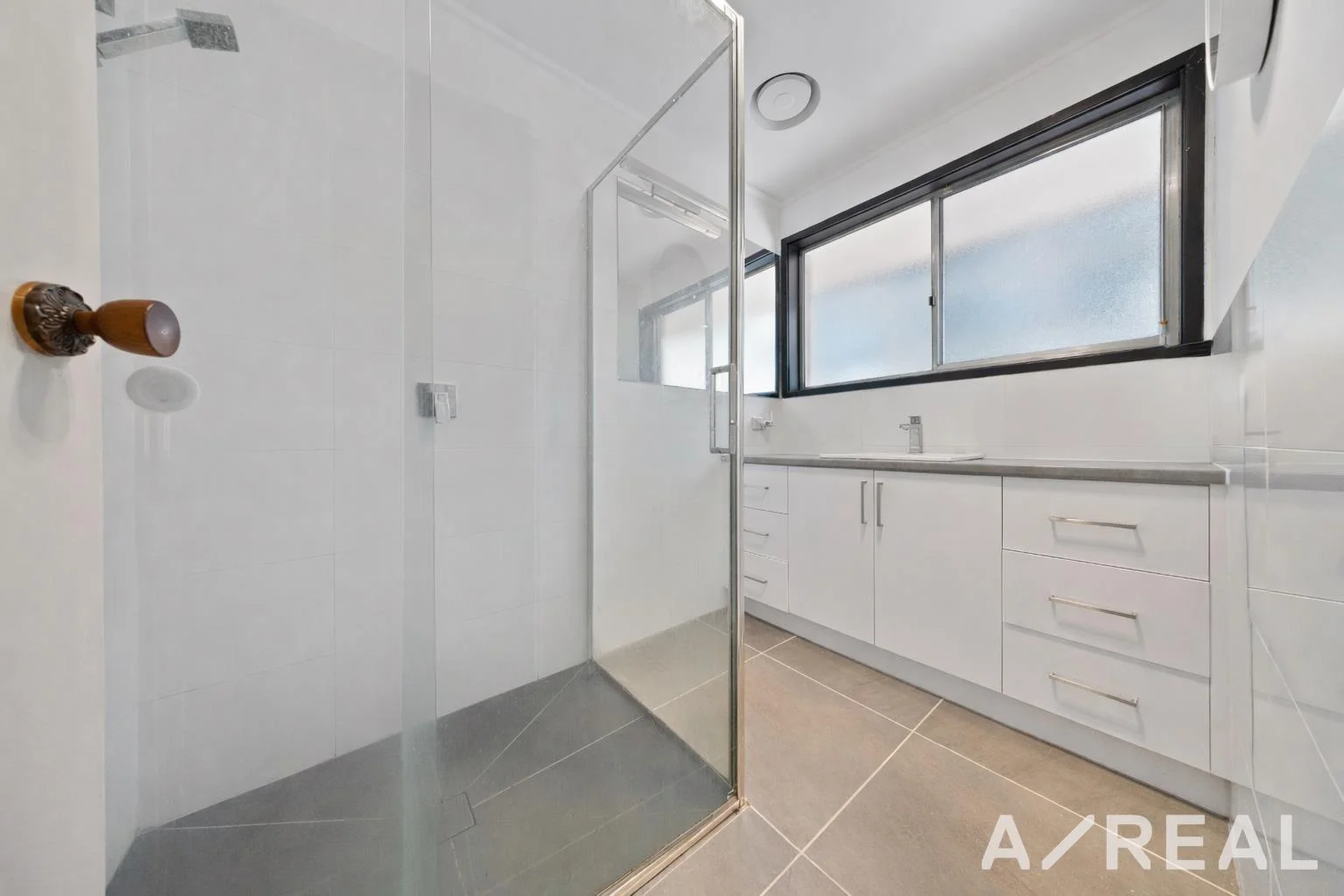 18 Yaltara, Bundoora VIC 3083 photo 5