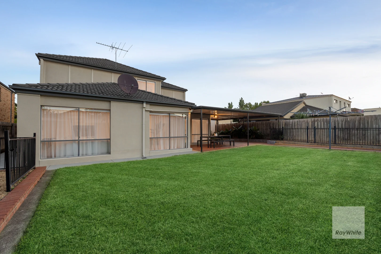 Additional image 16 of 10 Pacific Place, Taylors Lakes VIC 3038