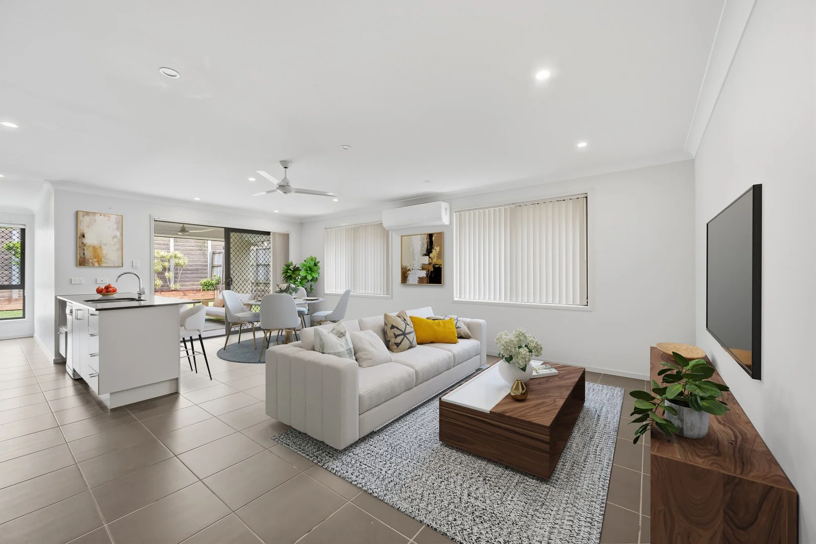 102 Meadows Circuit, Bellbird Park QLD 4300