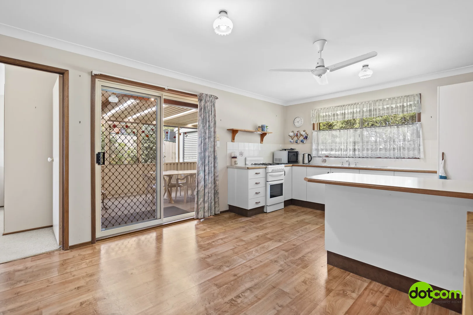 Additional image 2 of 8 Gavin Way, Lake Haven NSW 2263