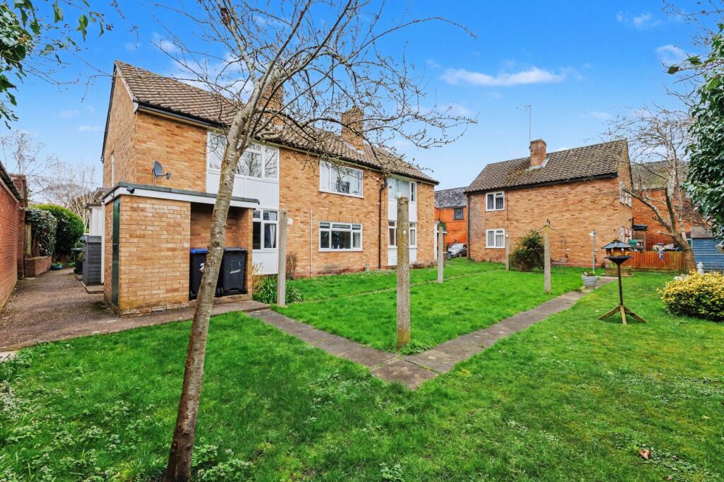 Seggs Lane, Alcester, B49