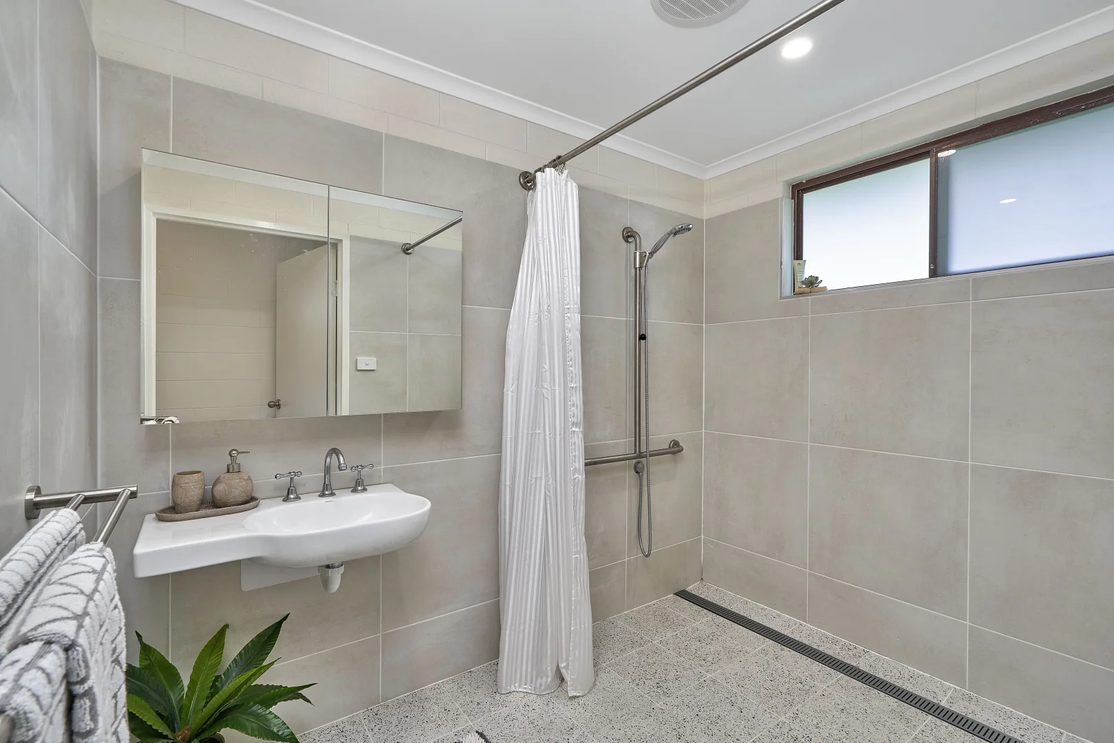 Additional image 13 of 425 Varley St, Yorkeys Knob QLD 4878