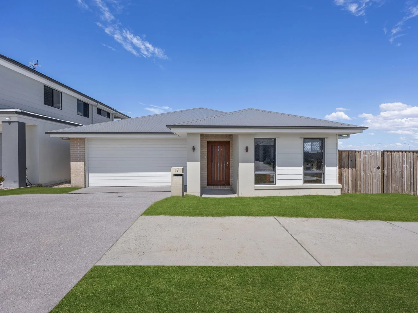 17 Jolly Mews, Ripley QLD 4306