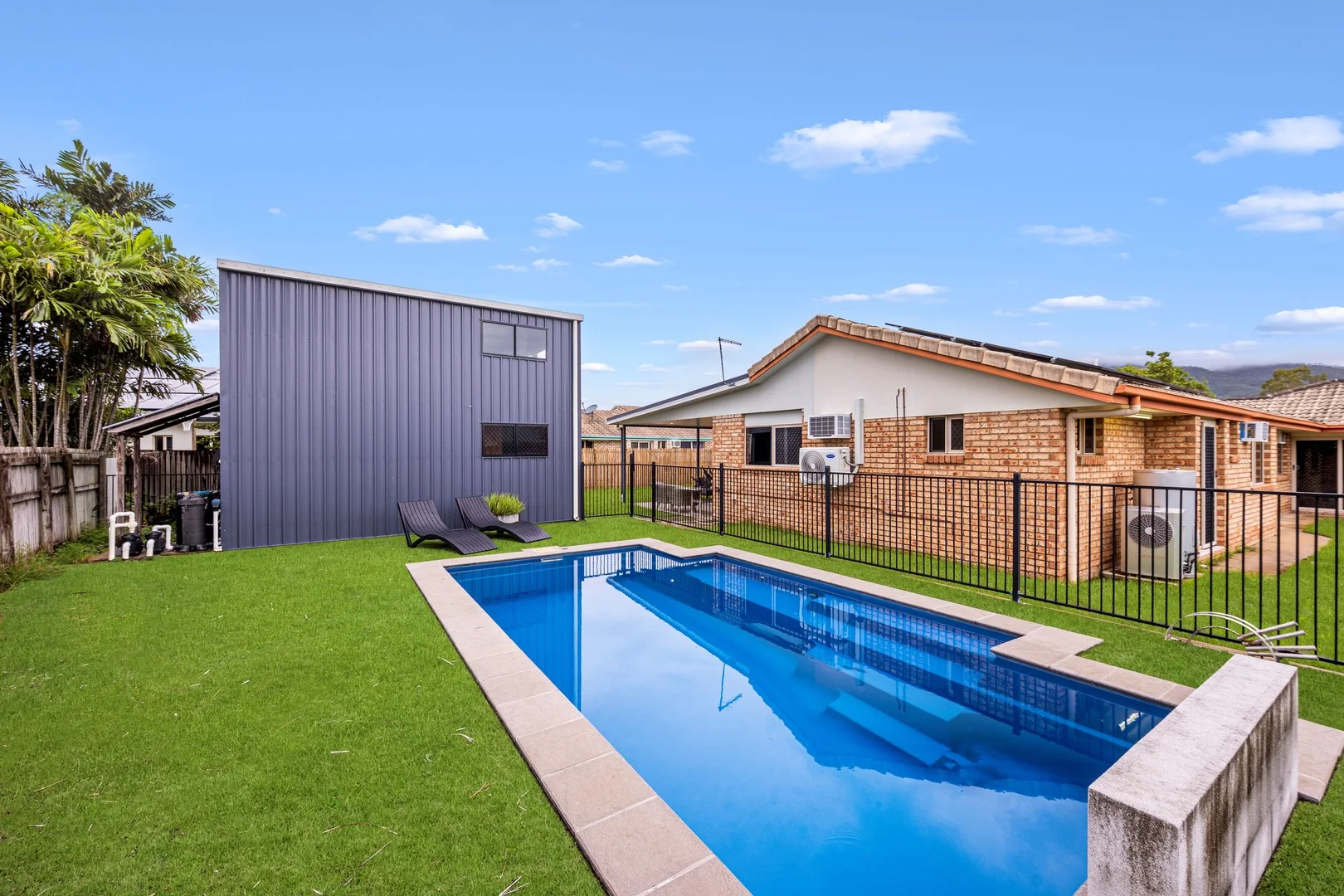 10 Jenkinson Drive, Annandale QLD 4814