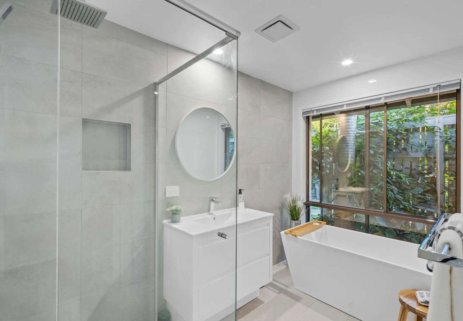Additional image 18 of 3 Woodland Drive, Reedy Creek QLD 4227