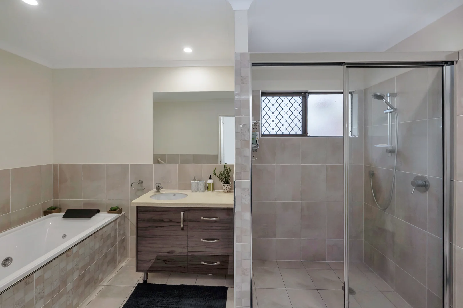 Additional image 12 of 7 Paringa St, Cranbrook QLD 4814