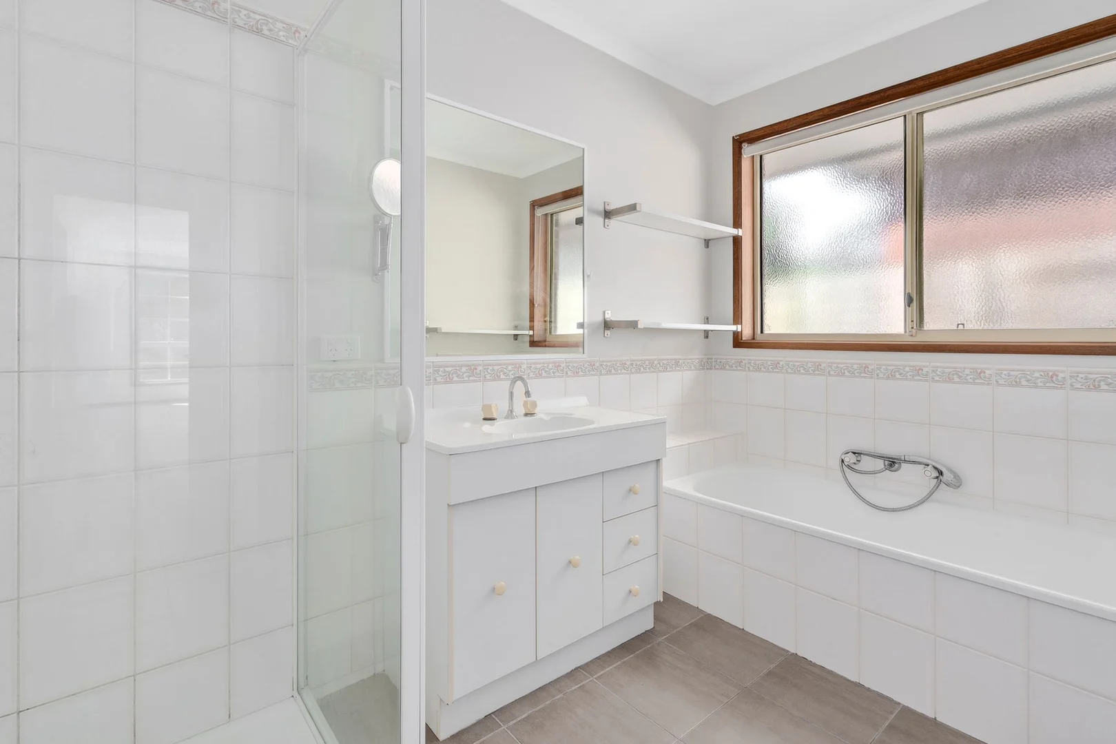 Additional image 6 of 2/237 Mt Pleasant Road, Highton VIC 3216