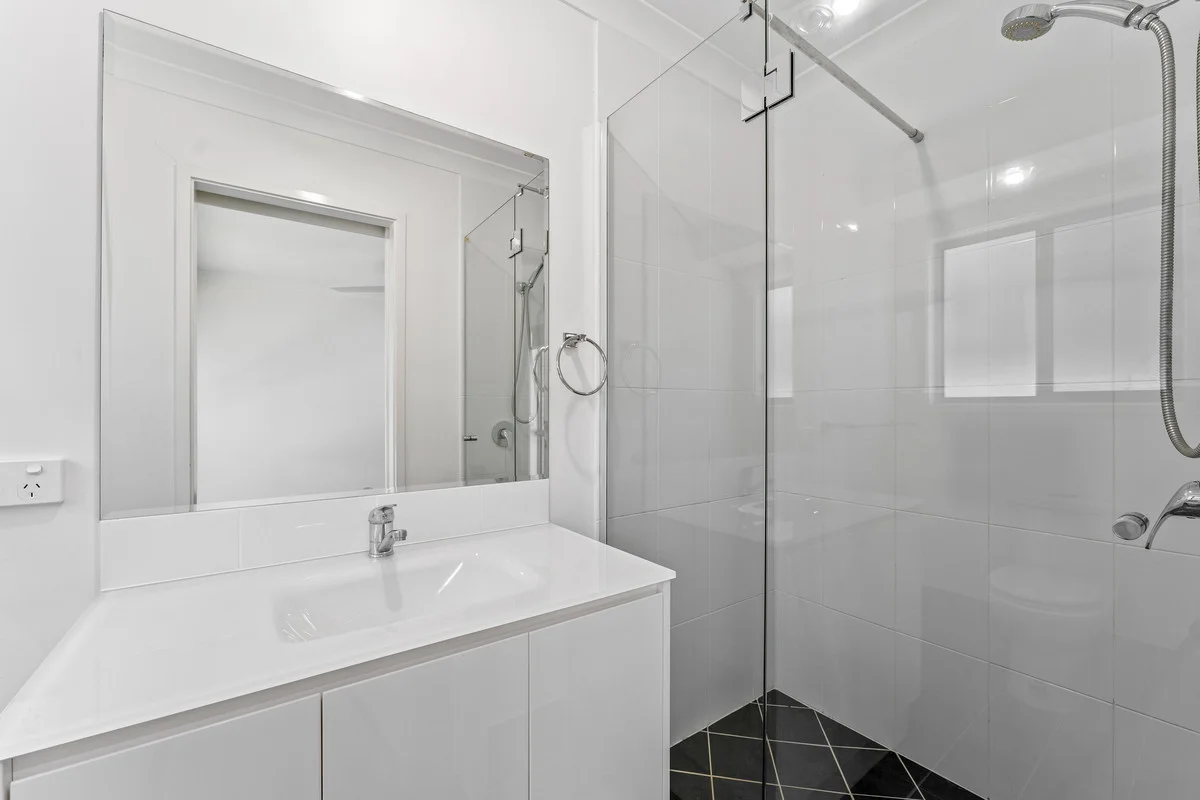 Additional image 5 of 74A Bradman Way, Urangan QLD 4655