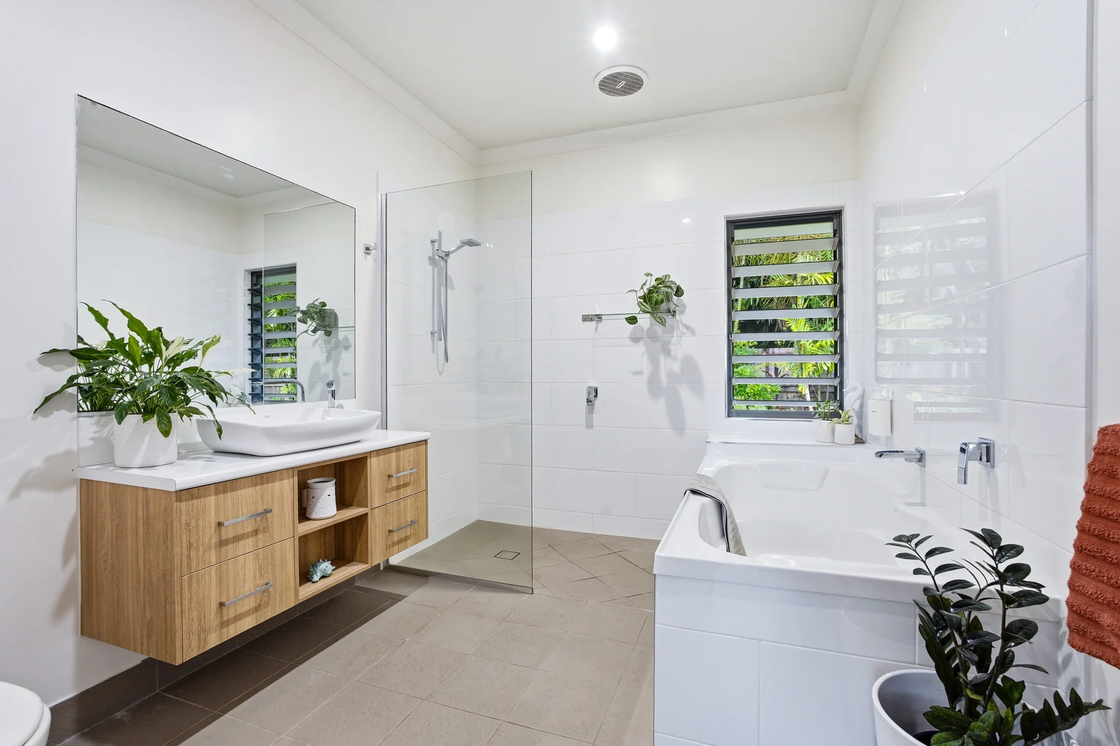 Additional image 24 of 28 Giufre Crescent, Wongaling Beach QLD 4852