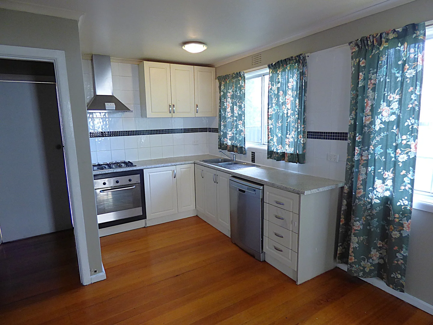 Additional image 5 of 12B Geoffrey Street, Myrtleford VIC 3737