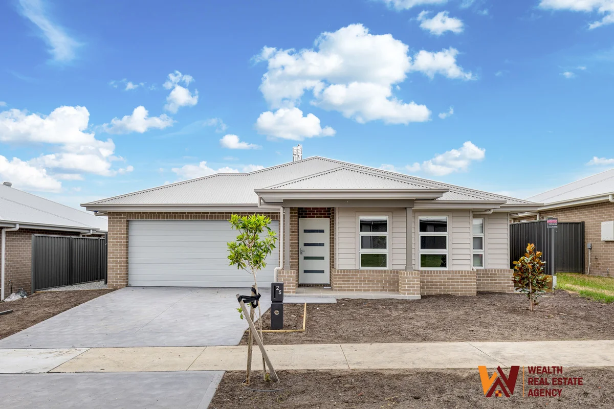 48 Leyland Circuit, Lochinvar NSW 2321