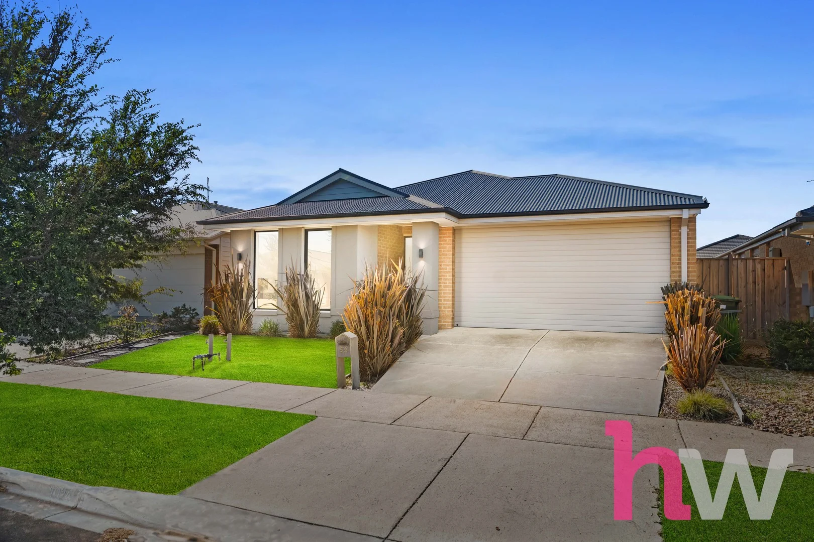 52 Devereux Way, Charlemont VIC 3217