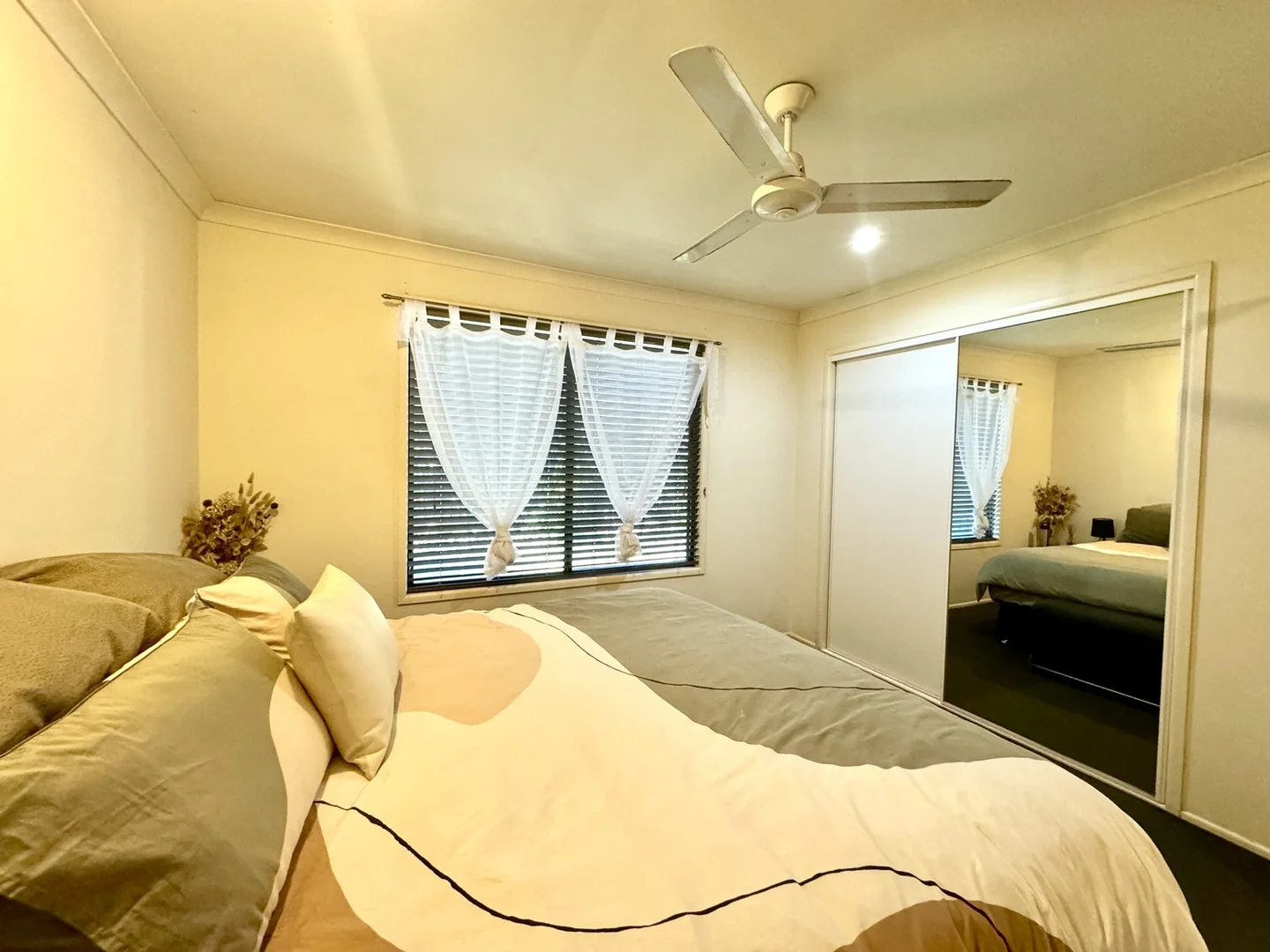Additional image 5 of 2/37 SAVANNAH Drive, Moranbah QLD 4744