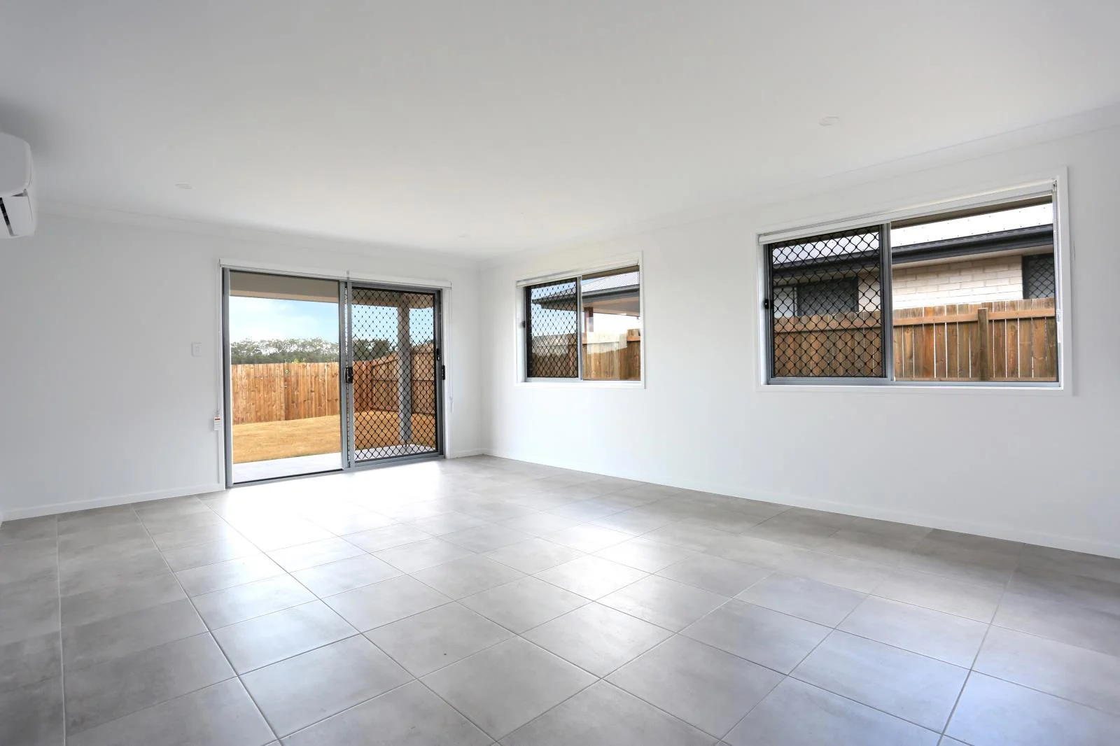 Additional image 2 of 25 Isla Street, Park Ridge QLD 4125