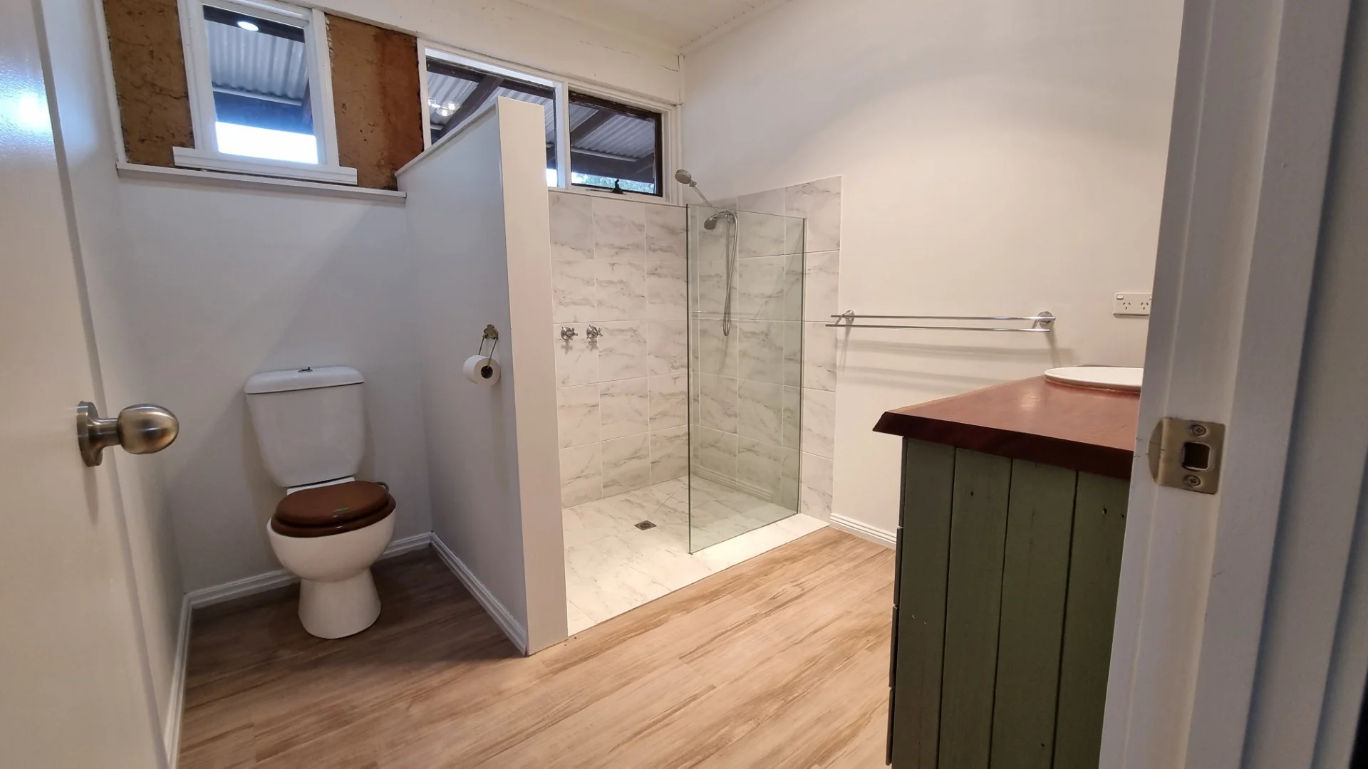 Additional image 5 of 408 Sinclairs Lane, Walmer VIC 3463
