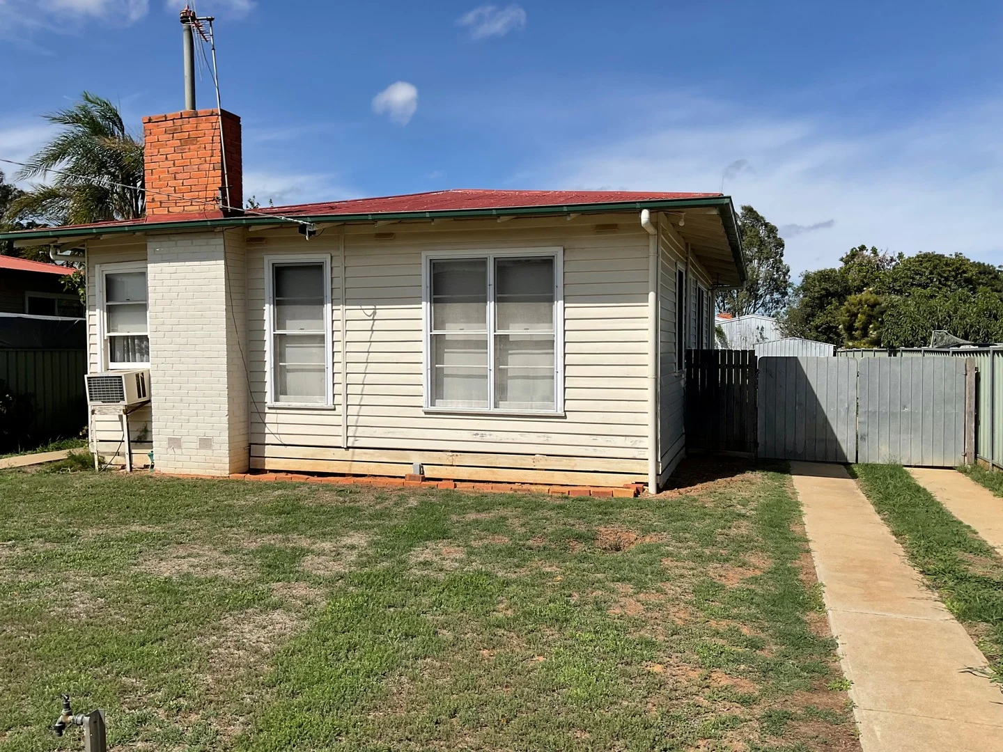 2 Christie Avenue, Cobram VIC 3644