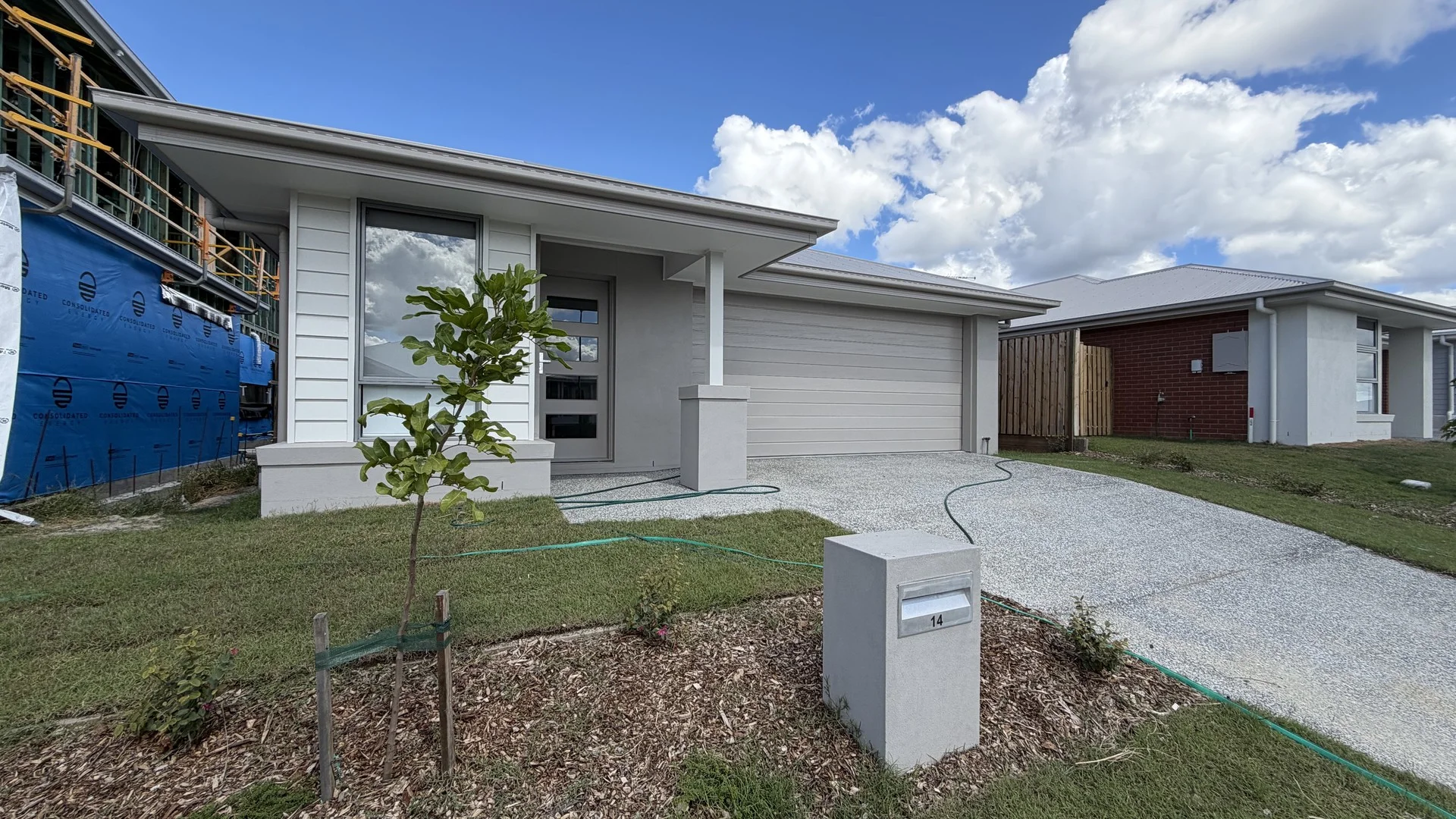 14 Celestial Way, White Rock QLD 4306