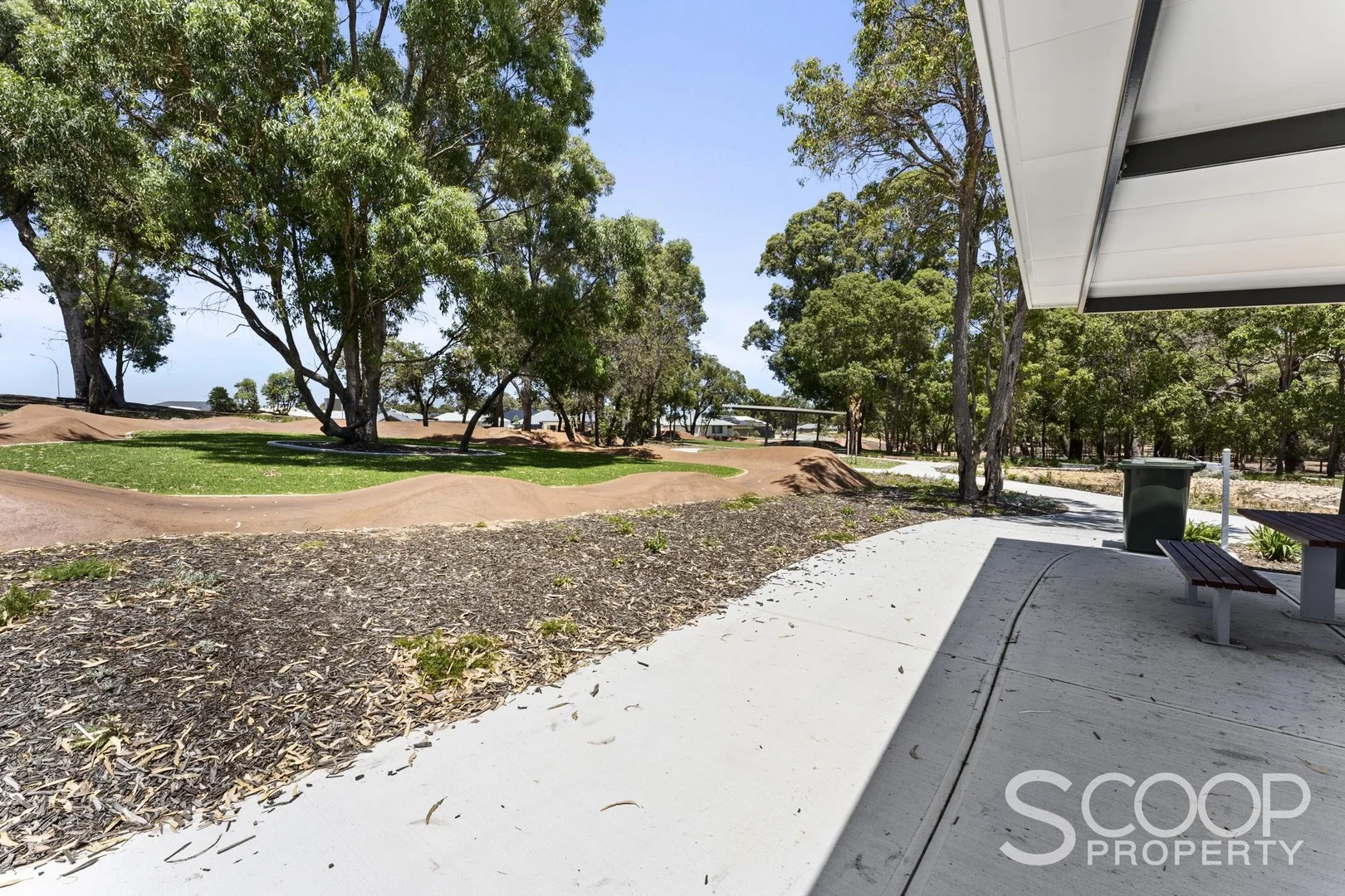 388 Lake Valley Drive, Lakelands WA 6180
