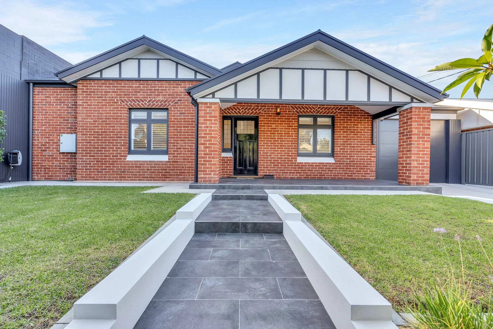 2 Lapthorne Street, Glenelg East SA 5045