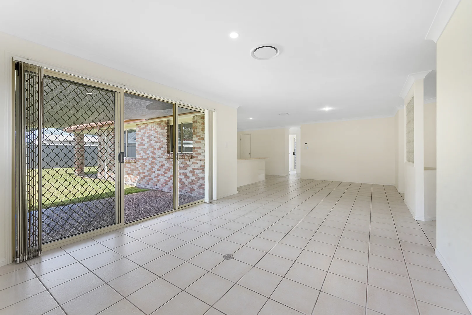 Additional image 4 of 34 Chippendale Crescent, Currumbin Waters QLD 4223