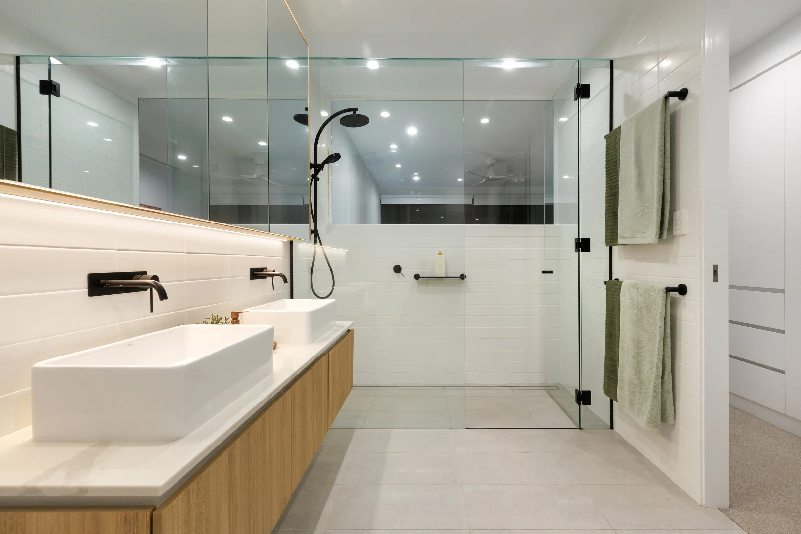 Additional image 14 of 1202/11 Sedgeland Drive, Noosa Heads QLD 4567