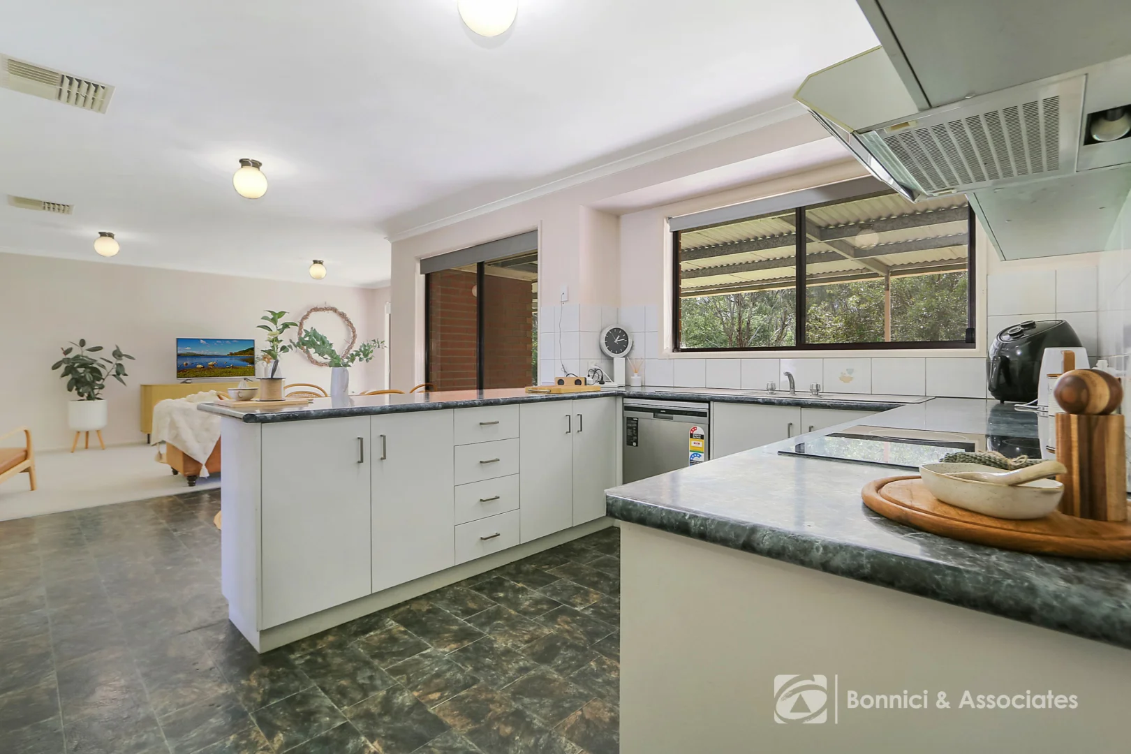 Additional image 8 of 89-91 Main Street, Chiltern VIC 3683