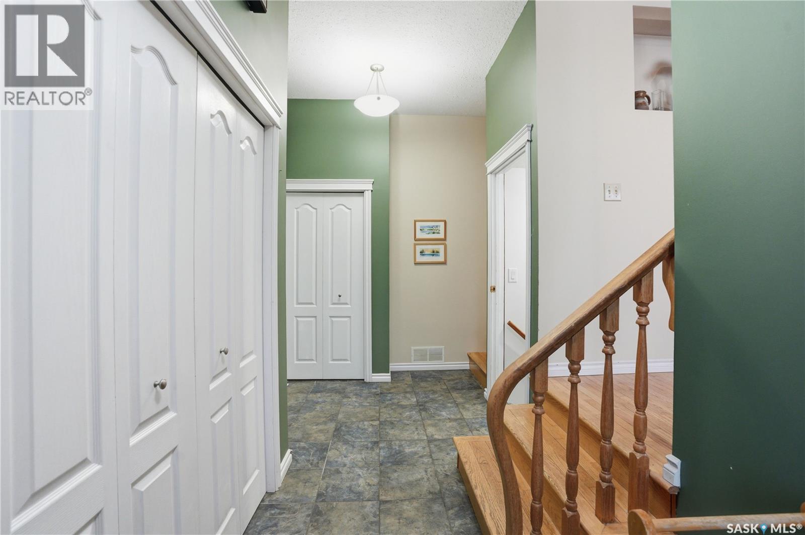 Additional image 4 of 302 Bentham Crescent, Saskatoon, SK, S7N3V4