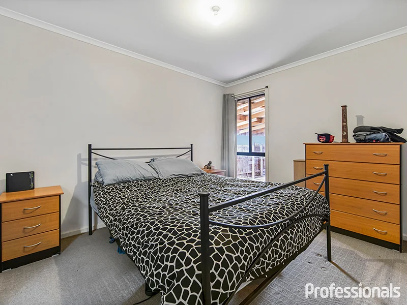 Additional image 4 of 3 Granholm Grove, Melton West VIC 3337