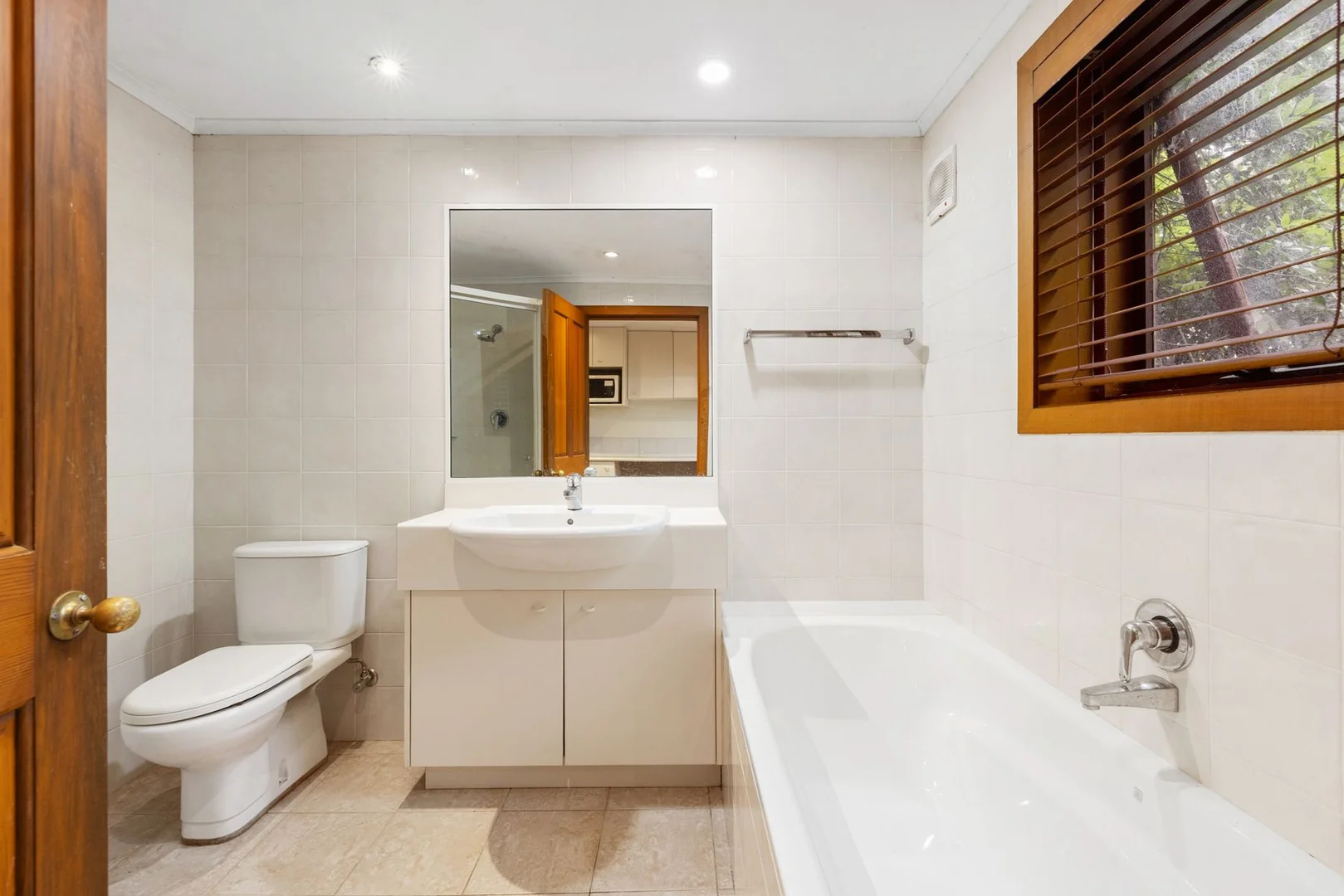 Additional image 4 of 11a Jefferson Avenue, St Ives NSW 2075