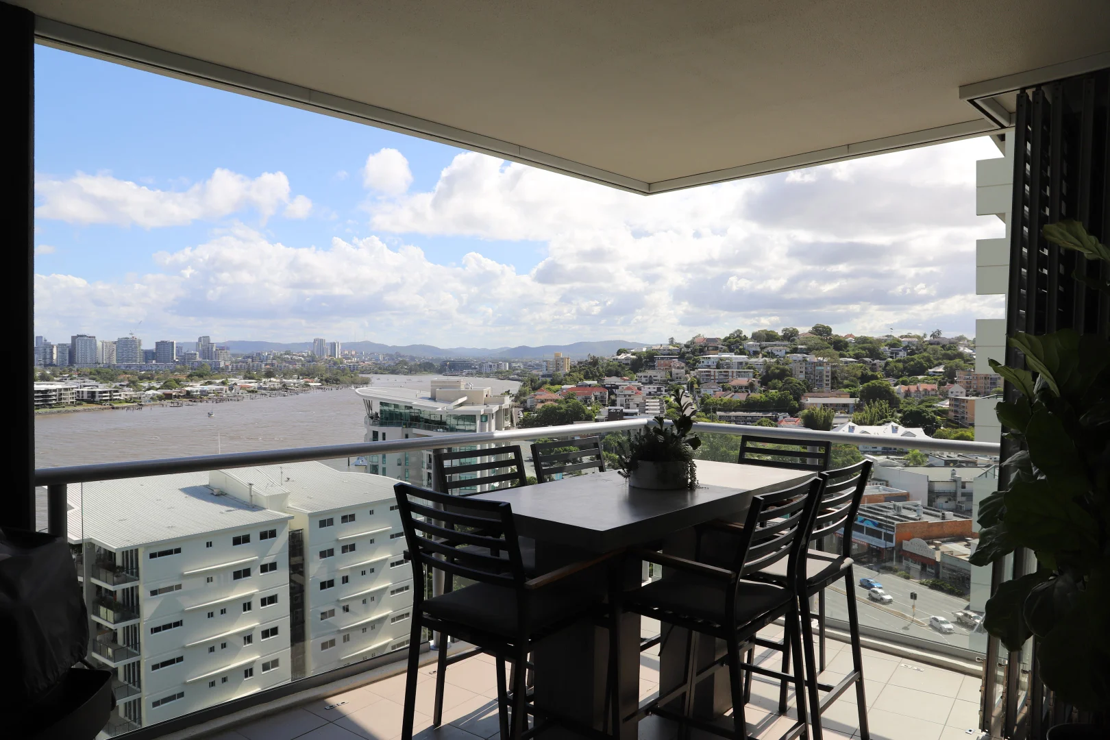 Additional image 12 of V3936/8 Harbour Road, Hamilton QLD 4007