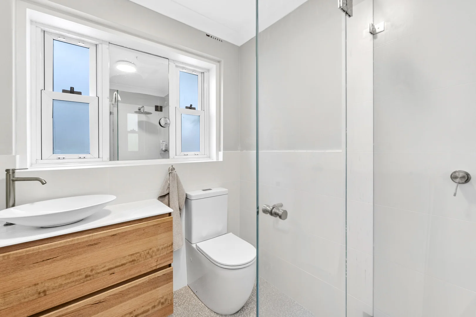 Additional image 4 of 1/53 Queenscliff Road, Queenscliff NSW 2096