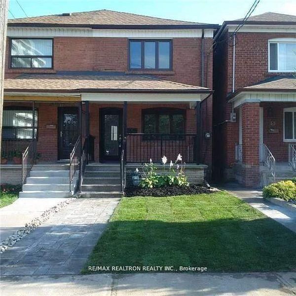 Main-3 Lanark Avenue, Toronto, ON, M6C 2B2