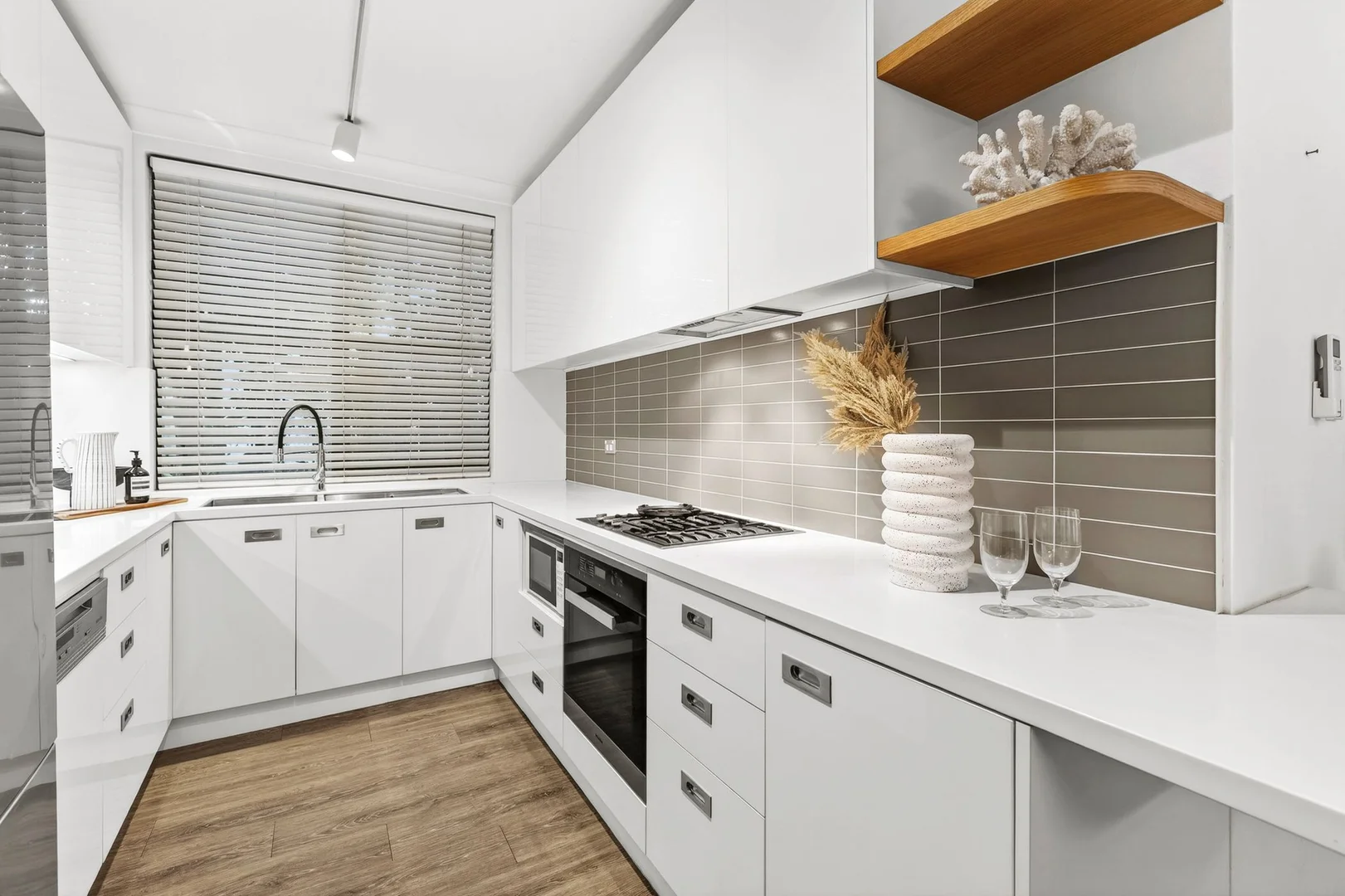 Additional image 4 of 12/94-96 Wycombe Road, Neutral Bay NSW 2089