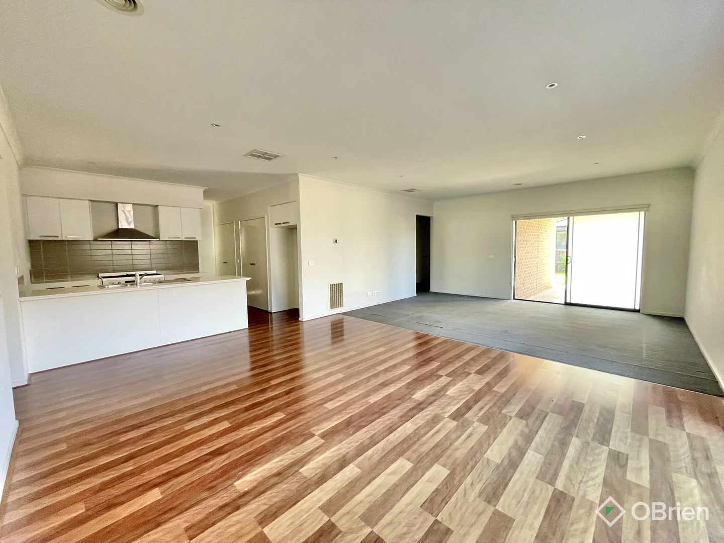 Additional image 2 of 41 Mountford Rise, Pakenham VIC 3810