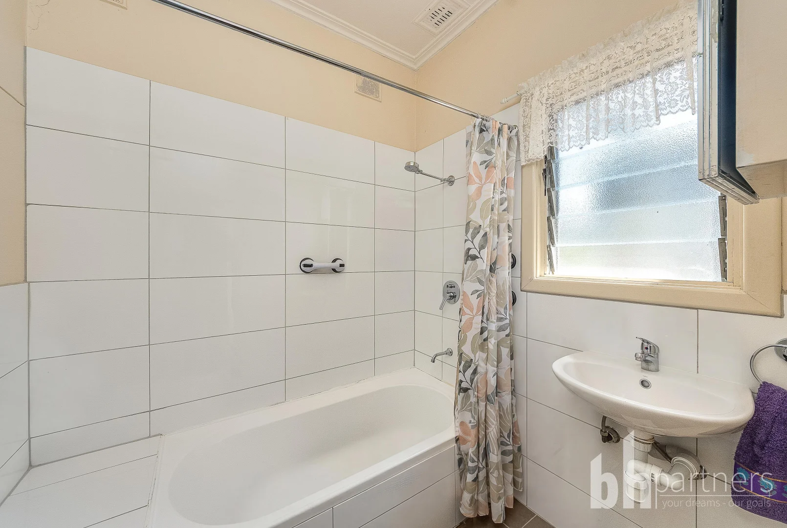 Additional image 10 of 19-20 Trenaman Crescent, Berri SA 5343